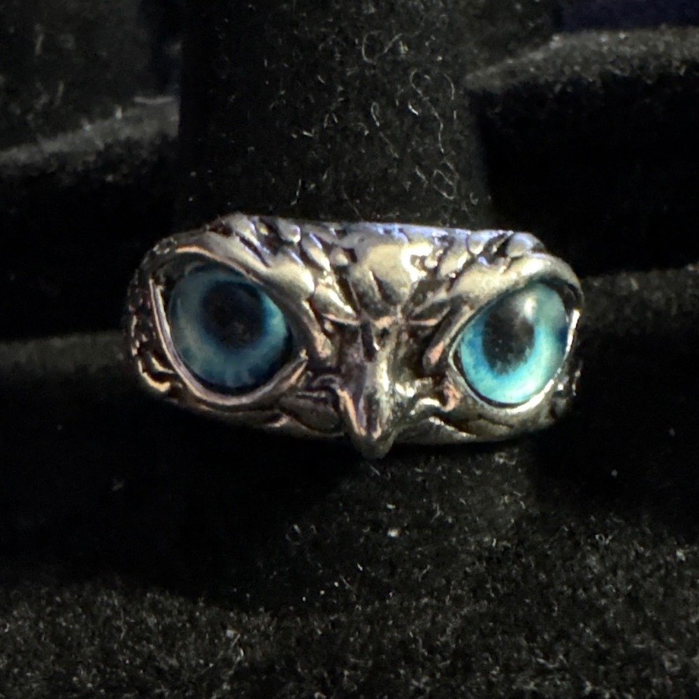 Mens Vintage Silver Owl Ring Blue Eyes Gothic Biker